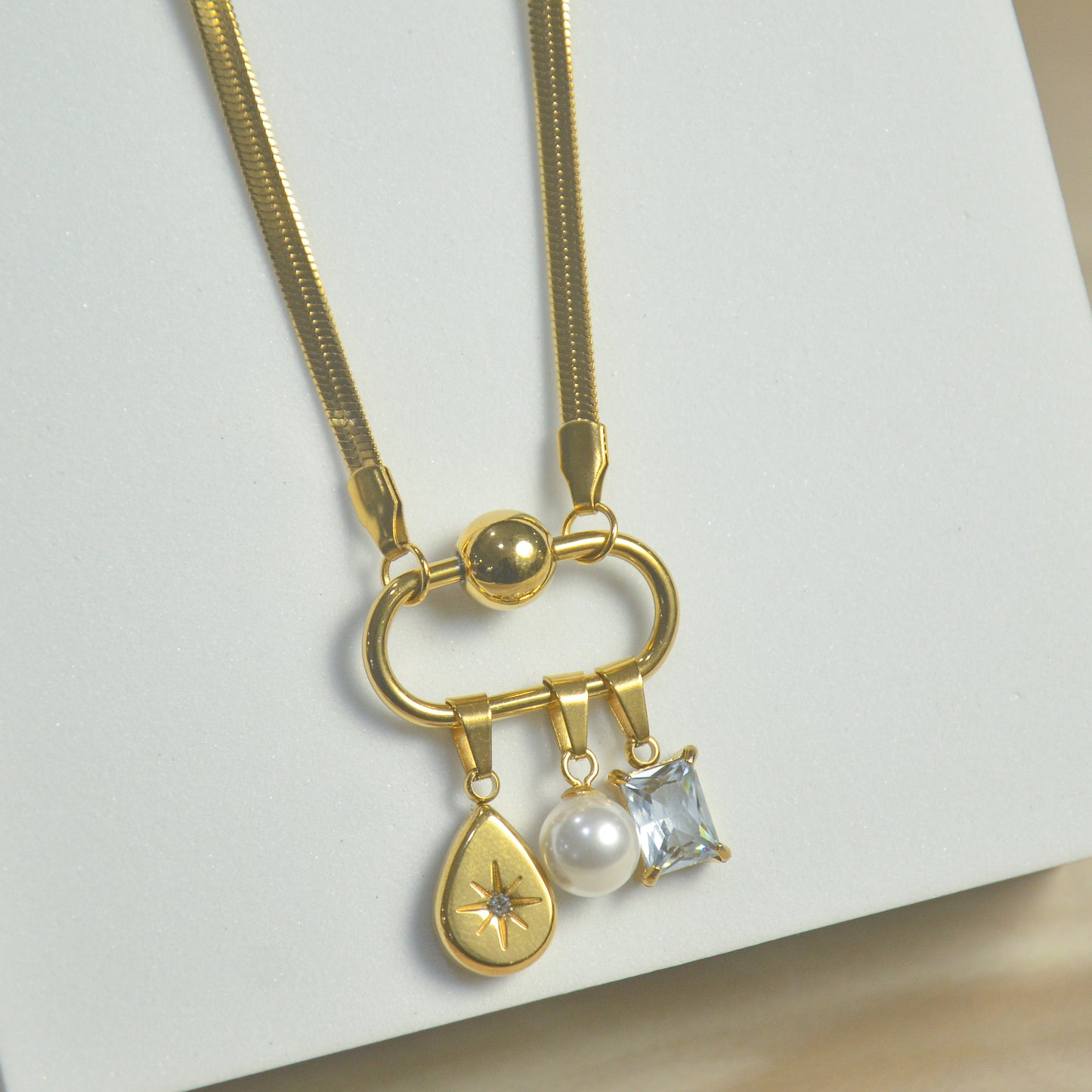 Minimalist Charm Pendant Mala