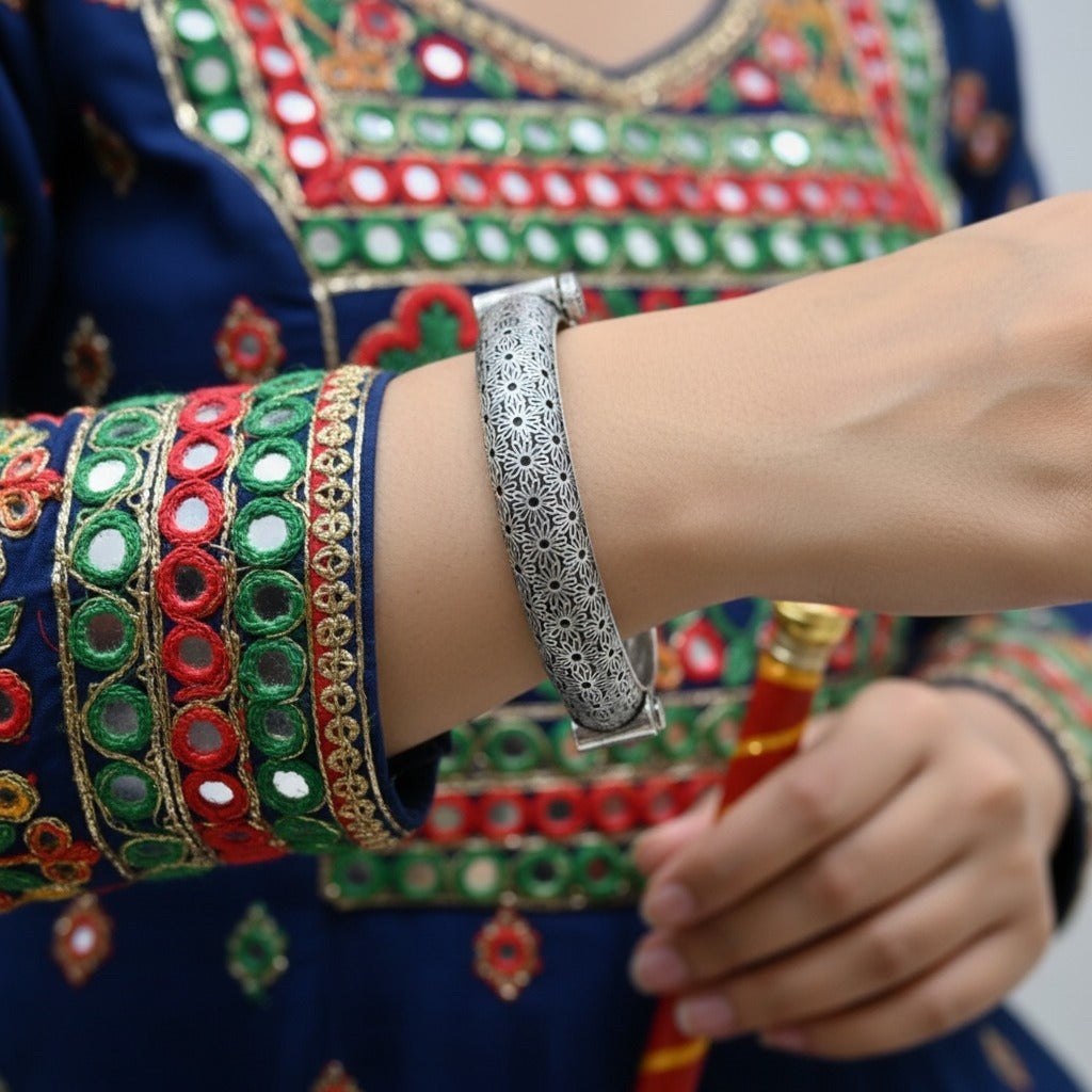 2PC German Silver Engraved Kada Bangles for Women