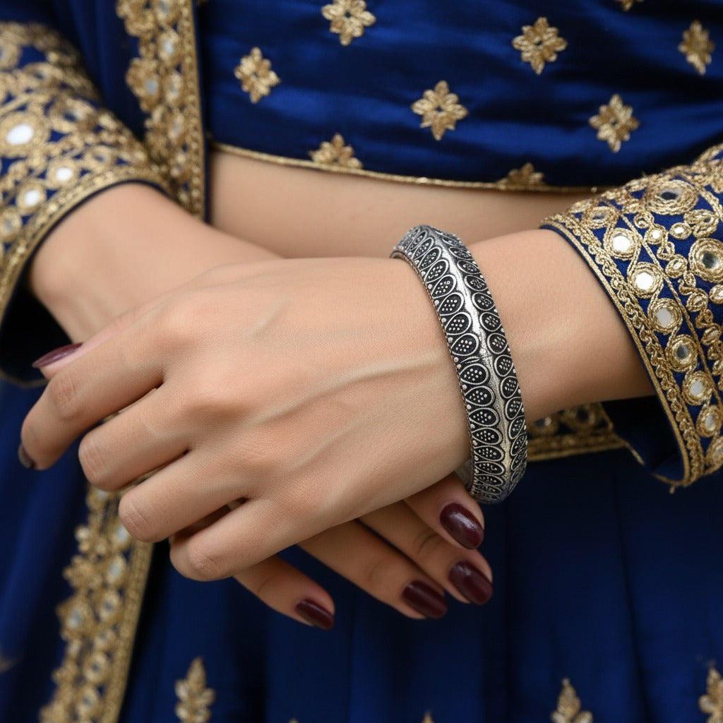 2PC German Silver Engraved Pattern Kada Bangles