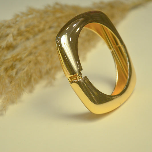Bold Luxe Square Gold Bracelet