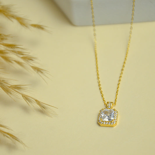 Crystal Luxe Halo Pendant Necklace
