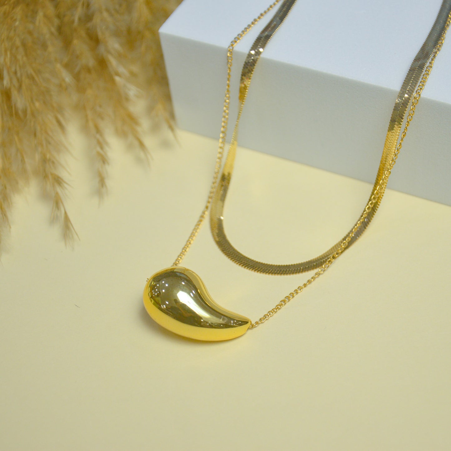 Dual-Layer Modern Gold Necklace