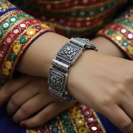 2PC German Silver Square Floral Kada Bangles for Women