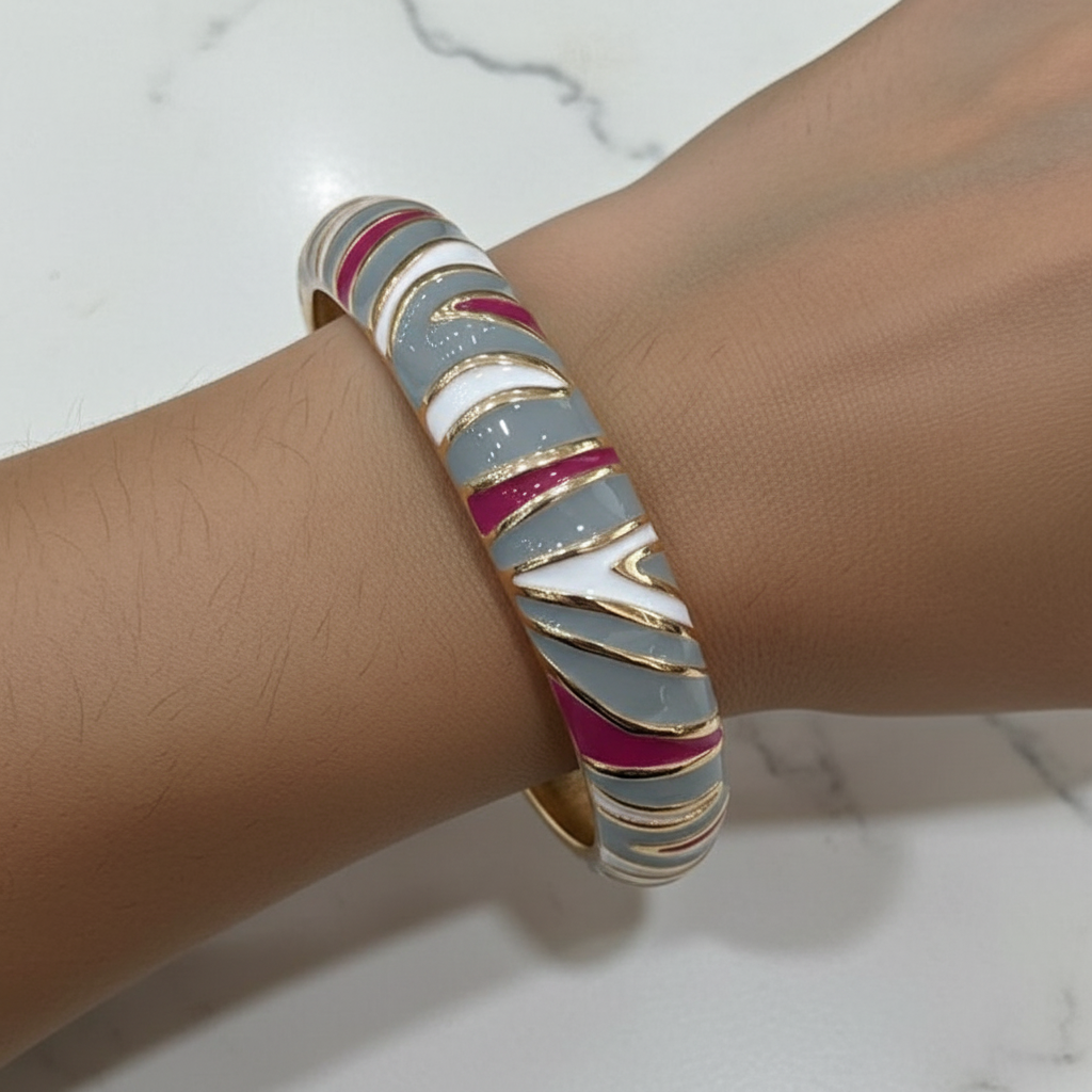 Wave Pattern Meenakari Kada for Women