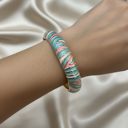 Wave Pattern Meenakari Kada for Women