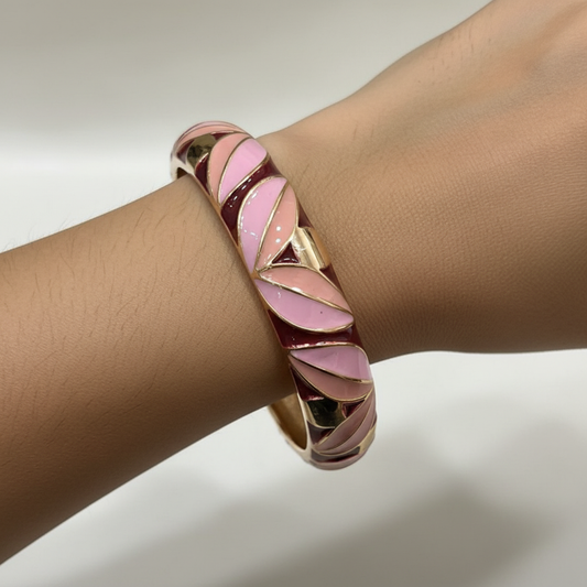 Traditional Leaf Design Meenakari Kada for Women