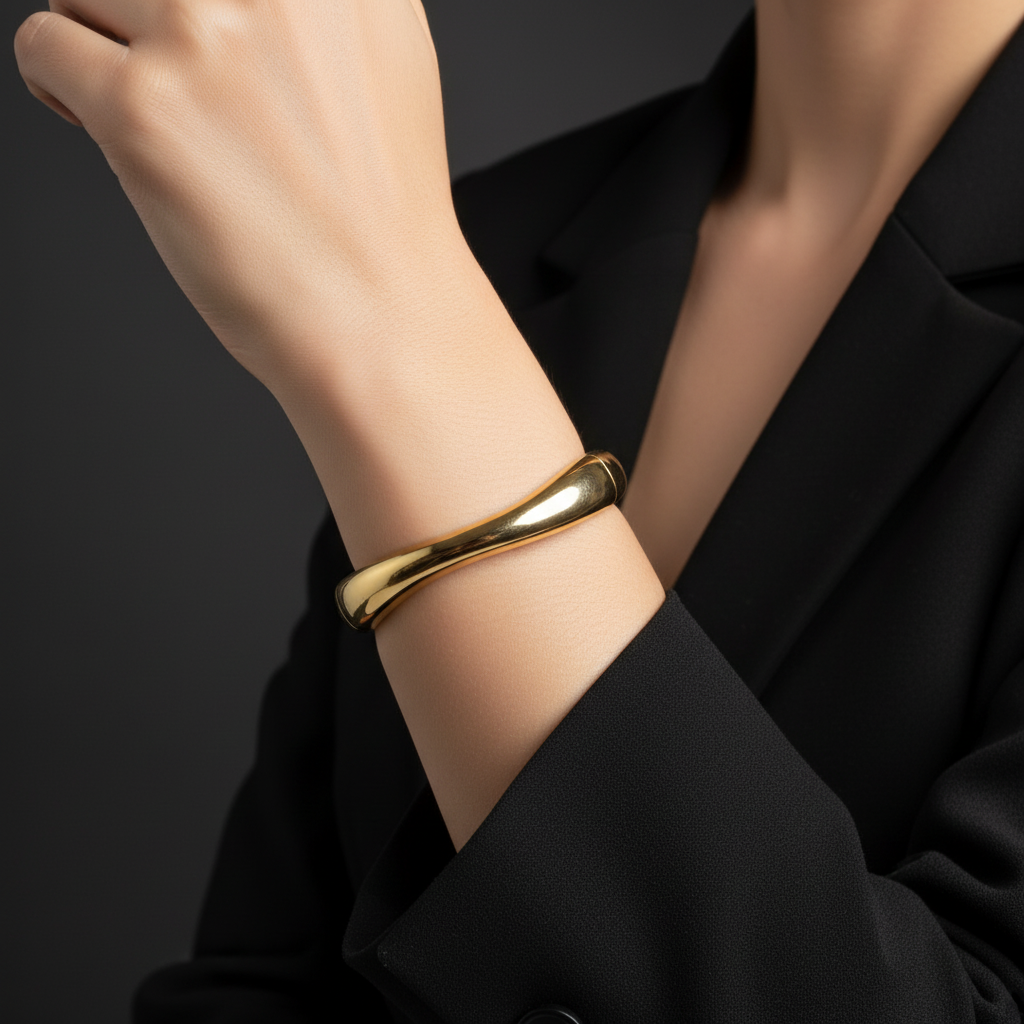Sleek Minimal Classic Designer Cuff for Women