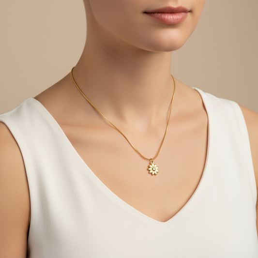 Gold Daisy Flower Pendant Necklace for Women