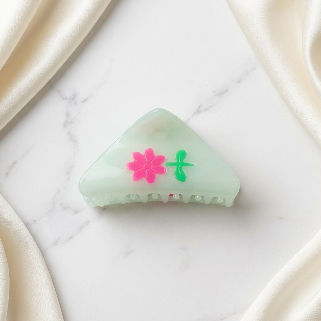 Triangle Daisy Cellulose Hair Claw