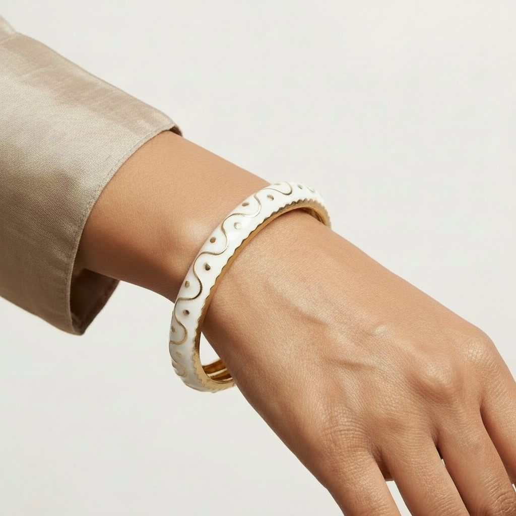 Artisan Wave-Pattern Gold-Finish Bangle  | Lady Zone