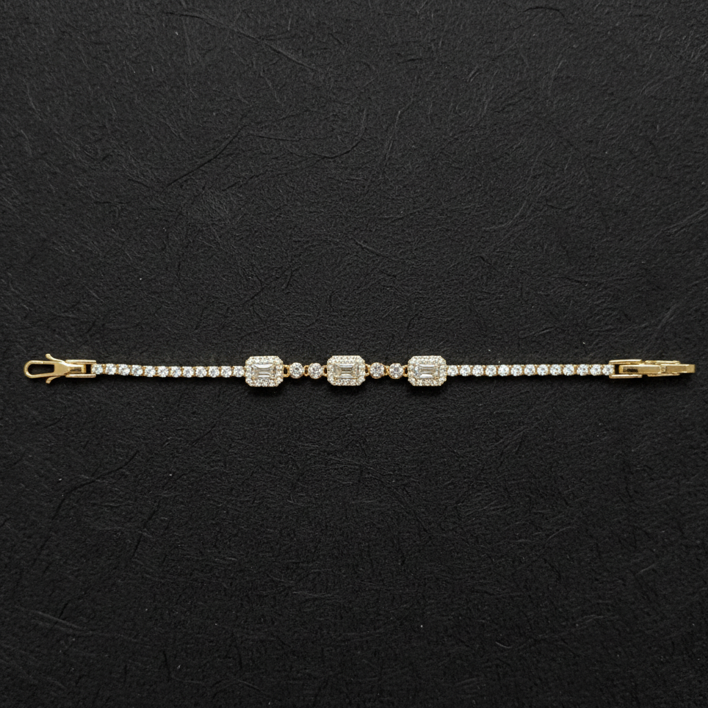 Luxury Emerald-Style Center Western Flexible Bracelet