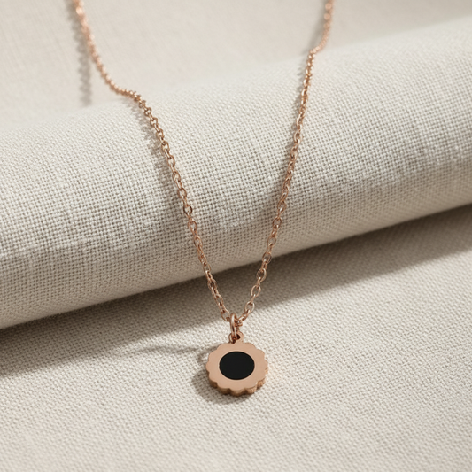 Minimal Floral Black Stone Chain Pendant Necklace for Women