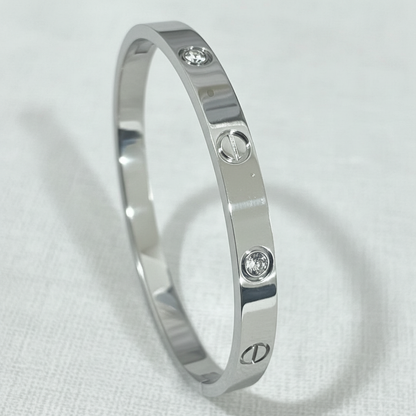 Luxury Screw Design CZ Bracelet for Women